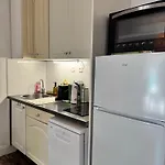 Cosy Avec Grande Terrasse Proche Et Apartman *