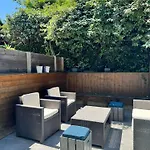 Cosy Avec Grande Terrasse Proche Et Apartman Sainte-Maxime