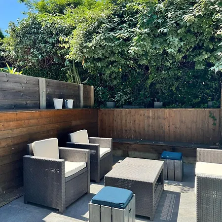 Studio Terrasse Proche Mer Et Ville 公寓 圣马克西姆