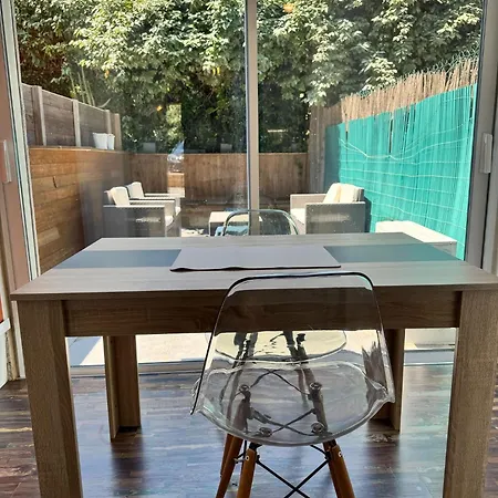 Studio Terrasse Proche Mer Et Ville
